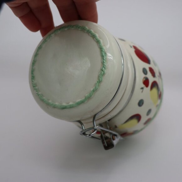 Vintage MSRF Inc. Cream Ceramic Fruit Canister Jar with Hinged Lid sealing  jar - Picture 3 of 6
